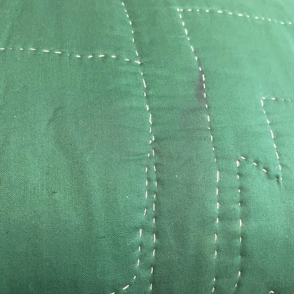 American Pacific Hand Quilted Green Christmas Holiday Themes Blanket 58” X 48” - Picture 11 of 12